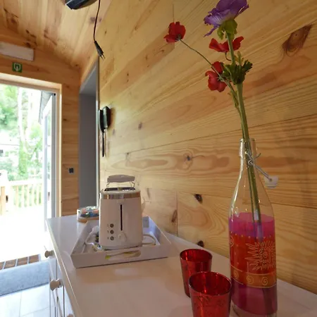 木屋 Near Ourthe River And The Of Durbuy Vieuxville